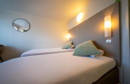 Boulazac-Isle-Manoire Hotel | Brit hôtel confort Ampaline Périgueux est