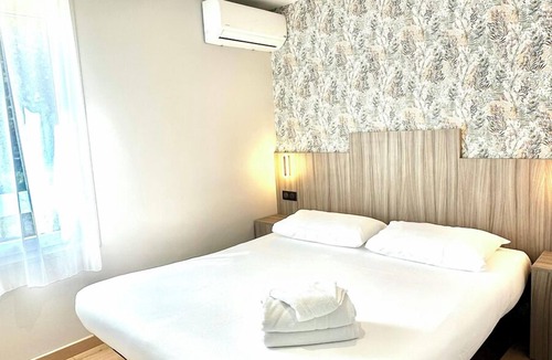 Taissy Hotel | Brit Hotel Essentiel Reims Taissy