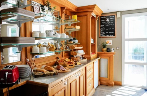 Taissy Hotel | Brit Hotel Essentiel Reims Taissy