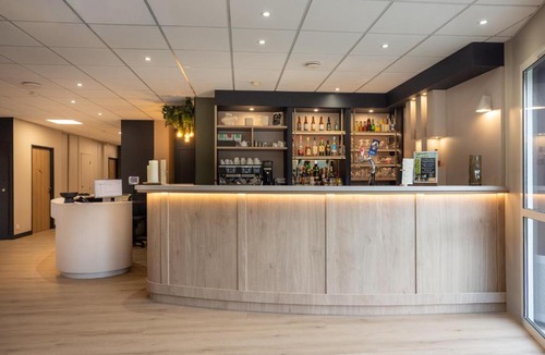 Saint-Onen-la-Chapelle Hotel | Brit Hotel Saint-Méen-le-Grand en Brocéliande