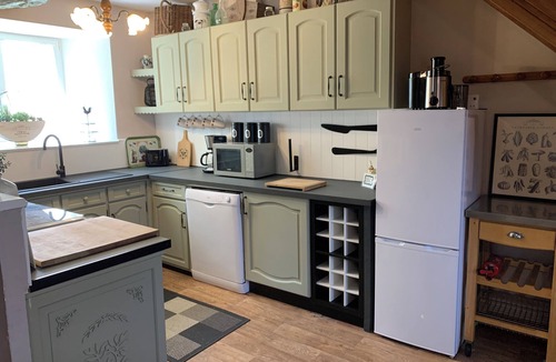 Plouguenast Cottage | Brittany Country Retreat Sleeps 6. Heated Pool. Free Wifi. Pet Friendly