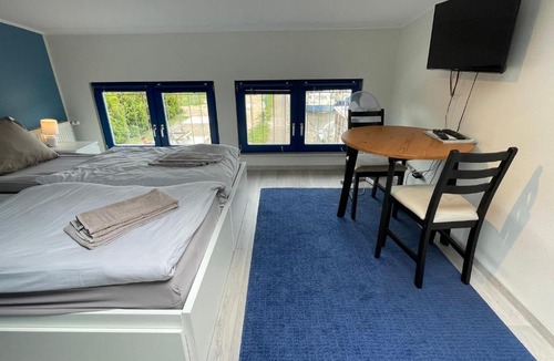Niderviller Apartment | Budget Apartments at Niderviller Marina by Kuhnle-Tours