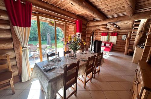 Nuisement-sur-Coole House | C Les rondins nature gîte 8 personnes avec jardin