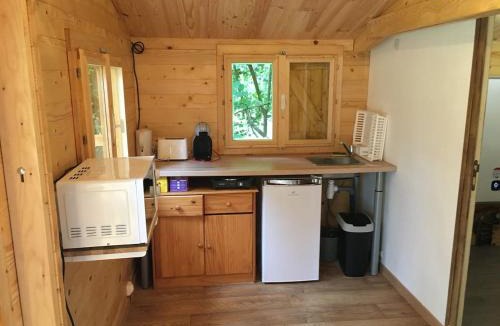 Lanvellec Other | Cabane au milieu des bois