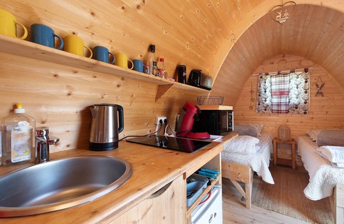 Gedre Cabin | Cabane Perce Neige – Gavarnie: Cozy Wooden Cabin in the Heart of the Pyrenees