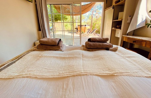 Le Beausset Bed & Breakfast | Cabanon Tihou romantic Nordic bath