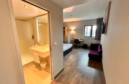 Woippy Hotel | Campanile Metz Nord Woippy- Porte du Luxembourg A31- Confort Climatisé- Air Conditionning