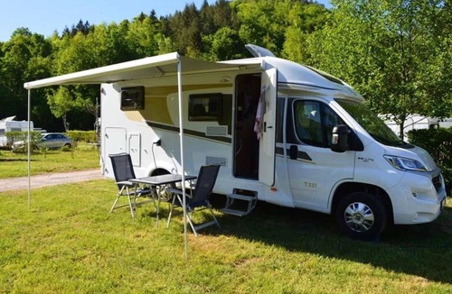 Pont-sur-Yonne House | Camping 2 étoiles - ccbgf00