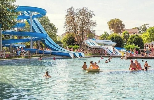 Gondrin House | Camping 3 étoiles - Piscine - ccbgdac