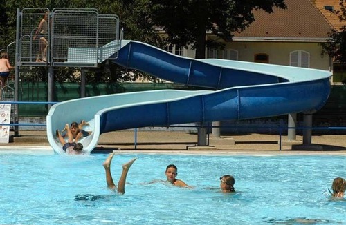 Mens House | Camping 3 étoiles - Piscine - ccbgaac
