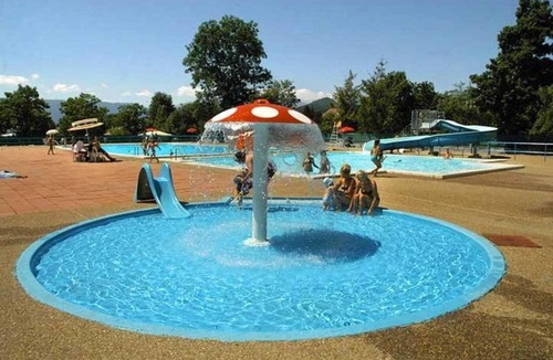 Mens House | Camping 3 étoiles - Piscine - ccbgaae