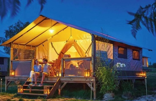 Celles-sur-Plaine House | Camping 4 étoiles - Piscine - ccbg00g