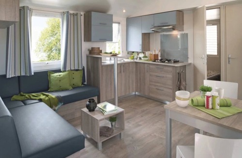 La Romieu House | Camping 4 étoiles - Parc aquatique - ccbfhed
