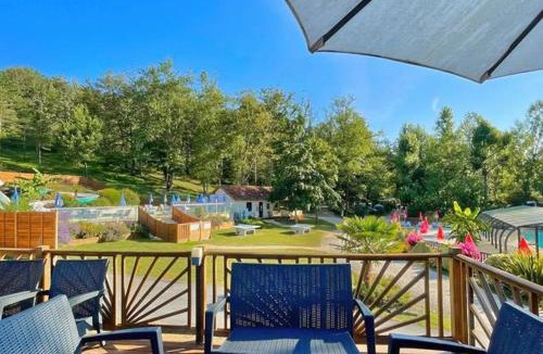 Saint-Antoine-d'Auberoche Other | Camping APV La Pélonie