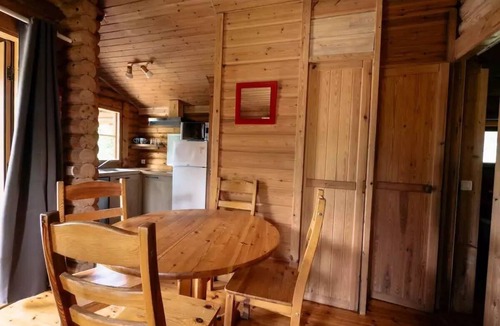 Agos-Vidalos Ski Chalet | Camping ecovillage SOLEIL DU PIBESTE * - Chalet des MARMOTTES - 2 bedrooms = sheets + towels + cleaning for 4 people