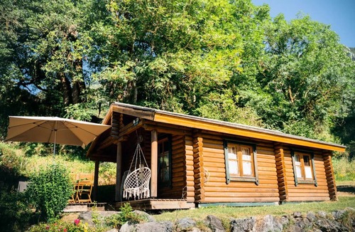 Agos-Vidalos Ski Chalet | Camping ecovillage SOLEIL DU PIBESTE * - Chalet des MARMOTTES - 2 bedrooms = sheets + towels + cleaning for 4 people