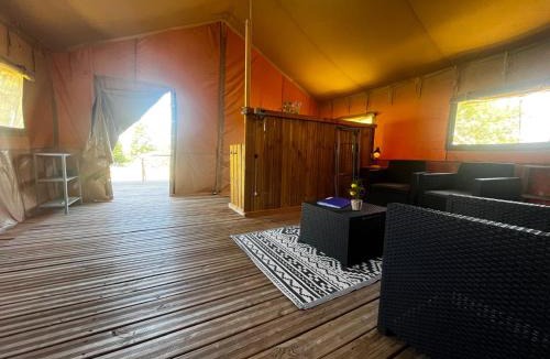 Morlhon-le-Haut Other | Camping Lézard Vacances - Tente Safari Cerf