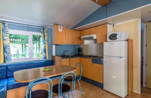 Lavelanet House | Camping Le Pré Cathare *** - Mobilhome for 6 People