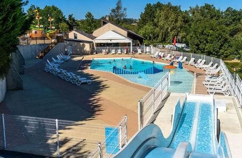 Pont-de-Salars House | Camping Les Terrasses du Lac* - Classic 4-room mobile home for 6 people