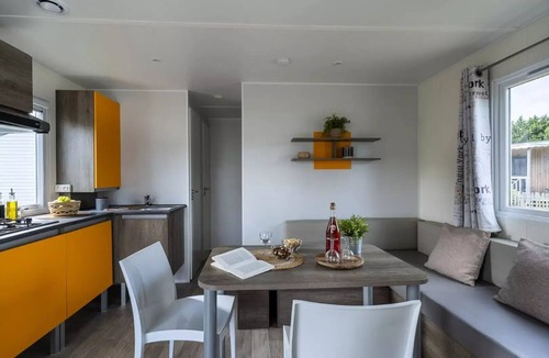 Lannion House | Camping maeva Club Les Alizés * - Mobil Home Confort 3 Rooms 4/5 People + TV