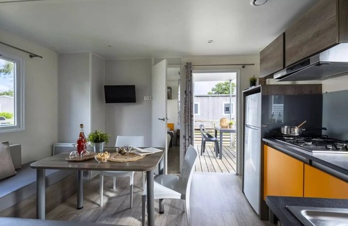Lannion House | Camping maeva Club Les Alizés * - Mobil Home Confort 3 Rooms 4/5 People + TV