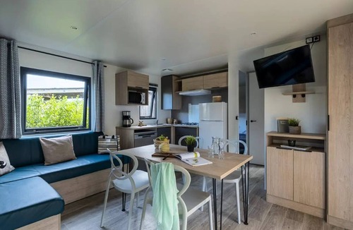 Lannion House | Camping maeva Club Les Alizés * - Mobile Home Presta + 4 Rooms 6/7 People Air-conditioned + TV