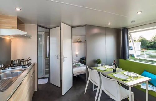 Plougasnou House | Camping maeva Respire Le Domaine de Mesqueau * - Mobile Home SIMPLY O'hara 3 Rooms 4 People + TV