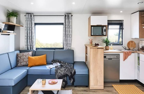 Plougasnou House | Camping maeva Respire Le Domaine de Mesqueau * - Lodge PREMIUM 3 Rooms 4 People + TV