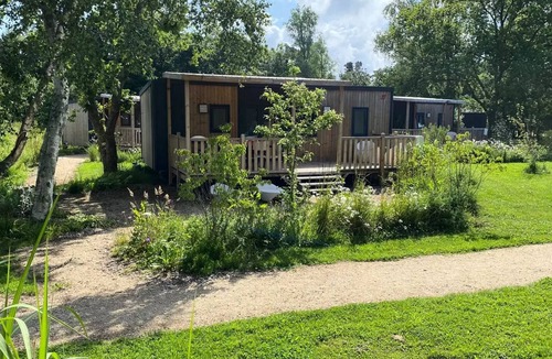 Plougasnou House | Camping maeva Respire Le Domaine de Mesqueau * - Lodge PREMIUM 3 Rooms 4 People + TV