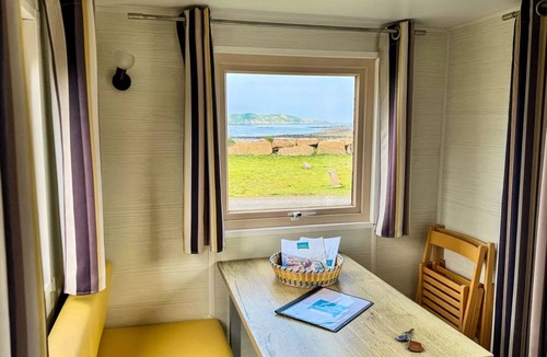 Trelevern Cabin | Camping Seasonova Les 7 Iles * - TINY HOUSE - 2 Bedrooms 4 persons