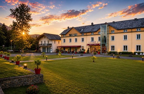 Bagneres-de-Bigorre Hotel | Carré Py' Hôtel