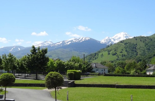 Bagneres-de-Bigorre Hotel | Carré Py' Hôtel