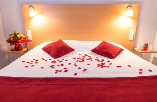 Bagneres-de-Bigorre Hotel | Carré Py' Hôtel