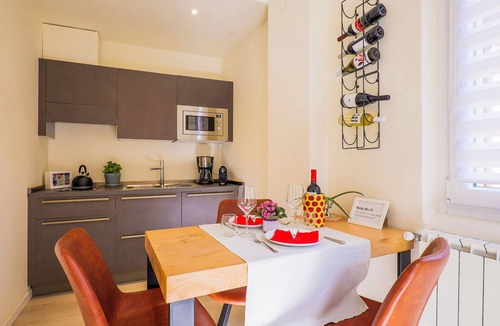 Omegna Apartment | Casa Barabba - Azzurro Apartment by Lago Reisen