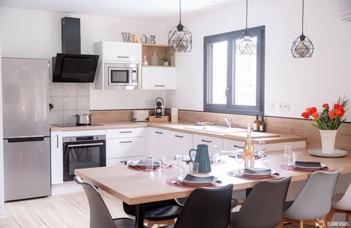 Ledenon House | CASA GARRIGA