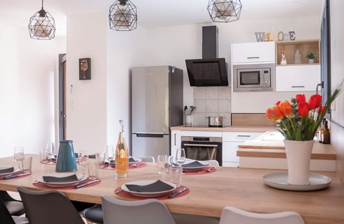 Ledenon House | CASA GARRIGA