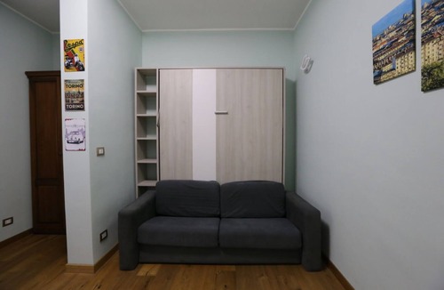 Santa Rita Apartment | Casa Hexa – Smart studio with balcony, AC & free parking