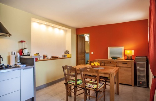 Figarella Apartment | Casa Les Oliviers charming apartment with terrace