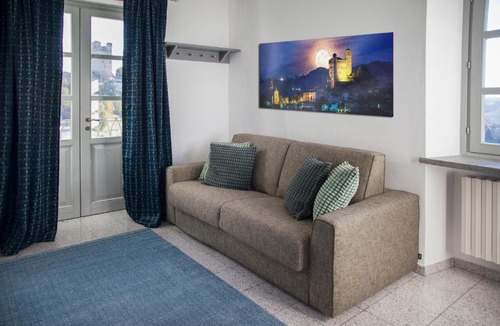 Serralunga d'Alba Apartment | CASA NELLE LANGHE