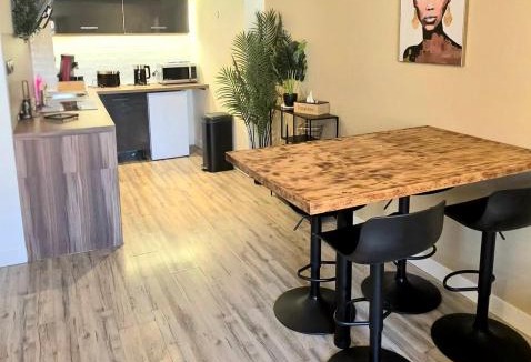 Pont-a-Mousson Apartment | Casana Cosy et Climatisé en plein Cœur Historique