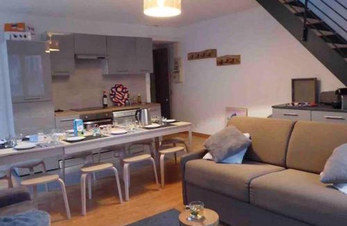 Cauterets Apartment | Cauterets coeur village grand duplex 11 couchages