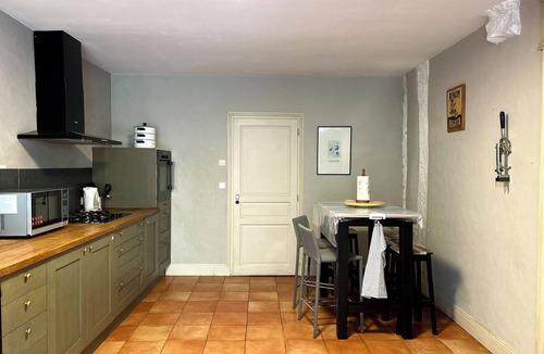 Condom House | Center Condom, spacious character house for 14 people.