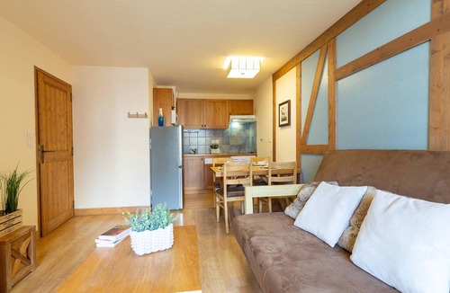 Saint-Lary-Soulan Apartment | Central apartment with pool, sauna and WIFI