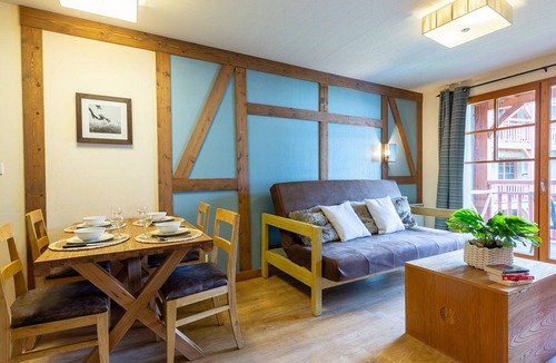 Saint-Lary-Soulan Apartment | Central apartment with pool, sauna and WIFI