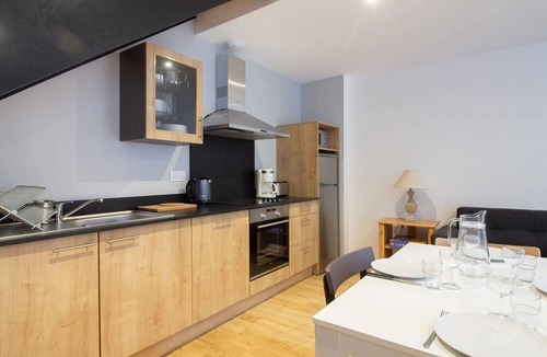 Cauterets Apartment | Central Duplex with WiFi, Ski Locker, and Table Tennis in Cauterets
