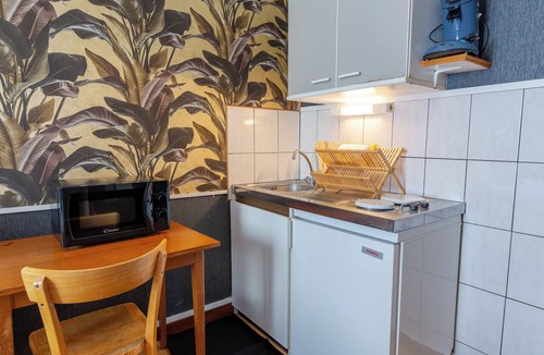 Bourbonne-les-Bains Apartment | Central, simple, and fully equipped studio apartment—affordable—for a health retreat or vacation