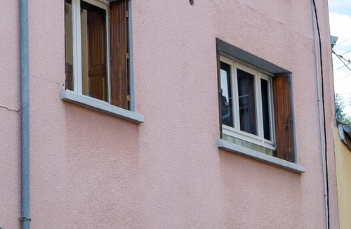 Bourbonne-les-Bains Apartment | Central, simple, and fully equipped studio apartment—affordable—for a health retreat or vacation