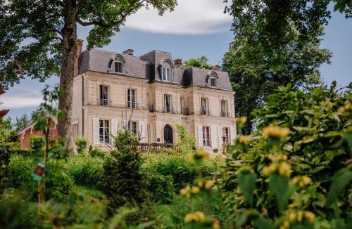 Montlevon Bed & Breakfast | Château de Picheny