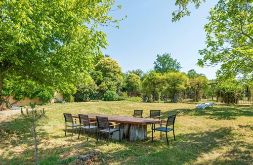 Betous House | Château 'En Armagnac': Mountain View, Private Pool, Wi-Fi