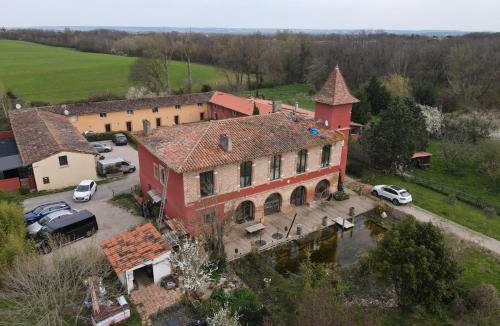 Merville Villa | Château Fourclins Domaine privatif 16 personnes Parc & Bassin naturel Proche Toulouse